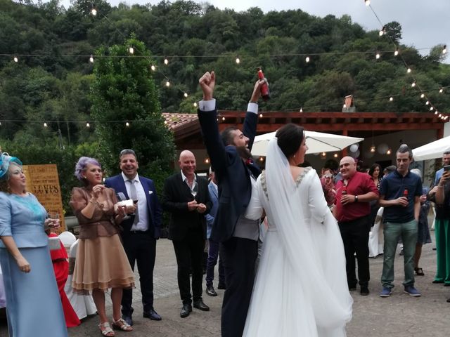 La boda de Aitor y Sara en Treceño, Cantabria 11