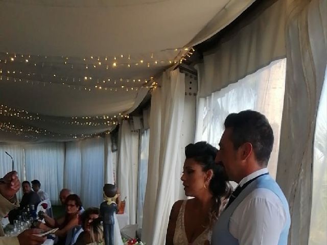 La boda de Carla y Javier en La/villajoyosa Vila Joiosa, Alicante 7