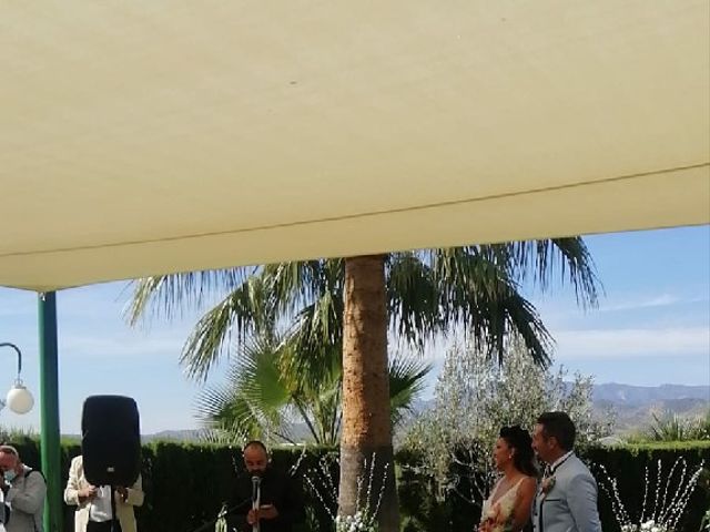 La boda de Carla y Javier en La/villajoyosa Vila Joiosa, Alicante 13