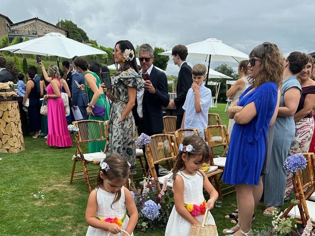 La boda de Yosh y Jara en Orio, Guipúzcoa 9