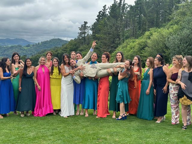 La boda de Yosh y Jara en Orio, Guipúzcoa 1