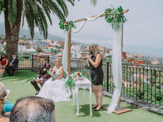 La boda de Jessica y Marcelo en La Victoria De Acentejo, Santa Cruz de Tenerife 2