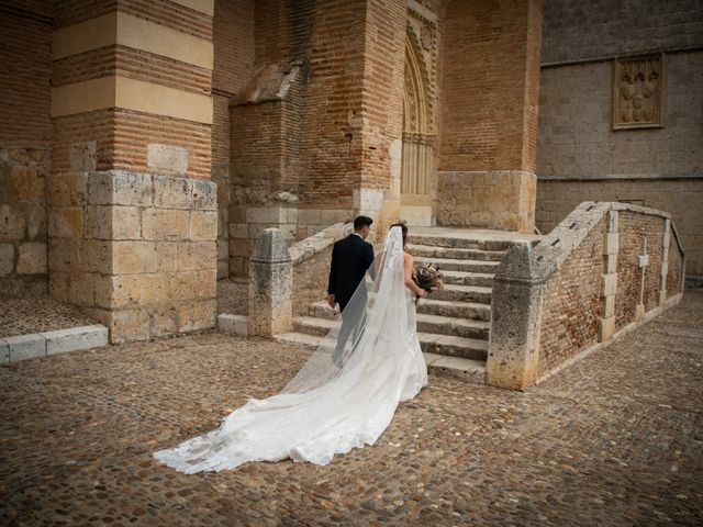 La boda de Sheila y Carlos en Medina Del Campo, Valladolid 28