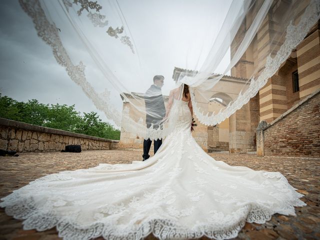 La boda de Sheila y Carlos en Medina Del Campo, Valladolid 34