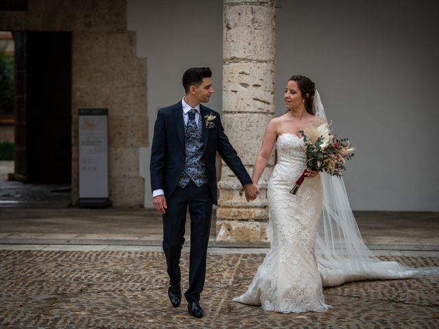 La boda de Sheila y Carlos en Medina Del Campo, Valladolid 39