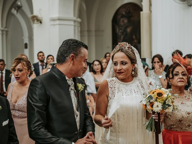 La boda de M Carmen y Juanma en Villarrasa, Huelva 15