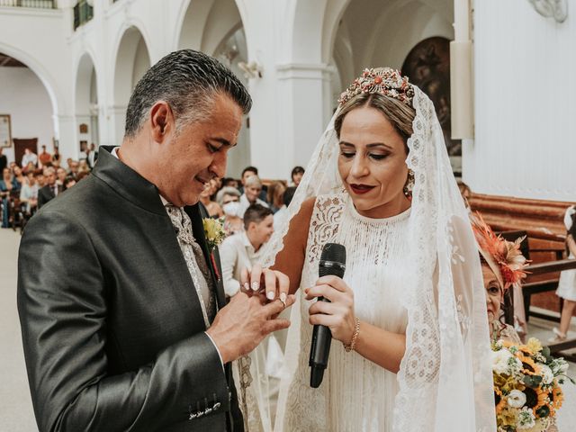 La boda de M Carmen y Juanma en Villarrasa, Huelva 21