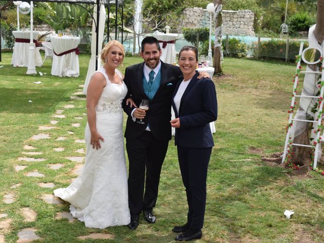 La boda de Gonzalo y Rocío en Velez Malaga, Málaga 9