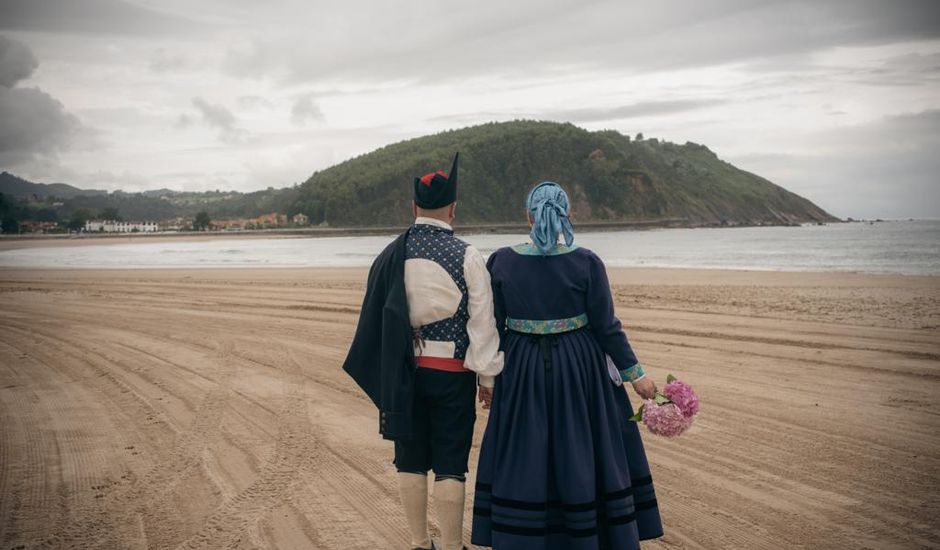 La boda de Pedro y Rebeca en Ribadesella, Asturias
