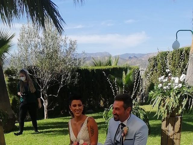 La boda de Javier  y Carla en La/villajoyosa Vila Joiosa, Alicante 1