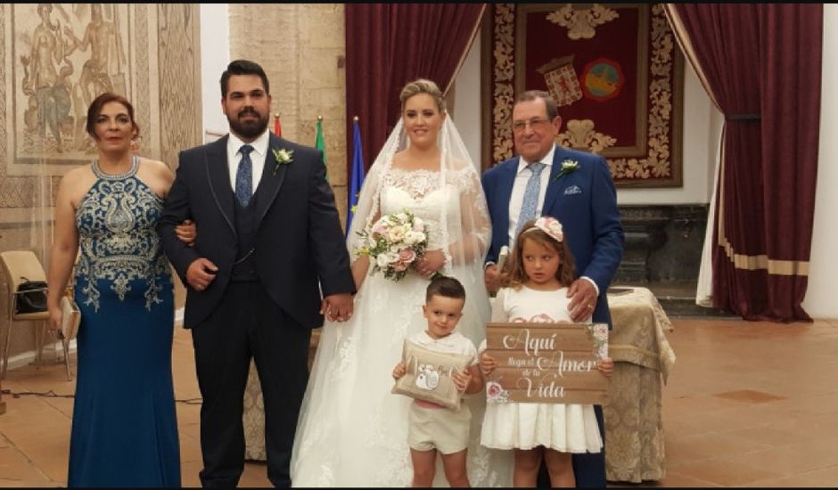 La boda de Pedro  y Mari Paz  en Córdoba, Córdoba