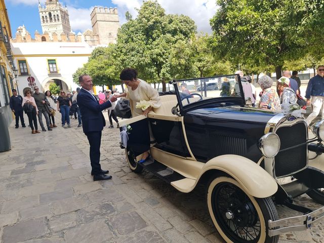 La boda de Rosalía  y Juan en Sevilla, Sevilla 2