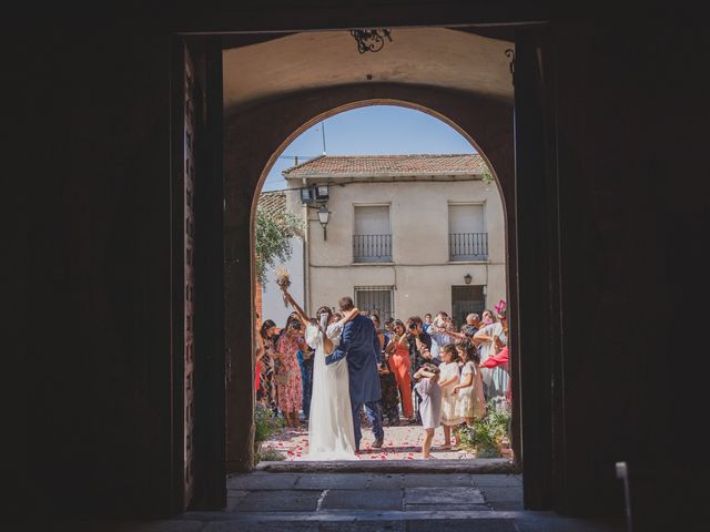 La boda de Jesús y Sofía en Valdetorres De Jarama, Madrid 32