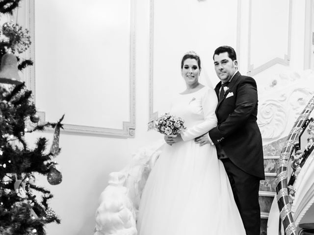 La boda de Enrique y María del Rocío en La Linea De La Concepcion, Cádiz 11