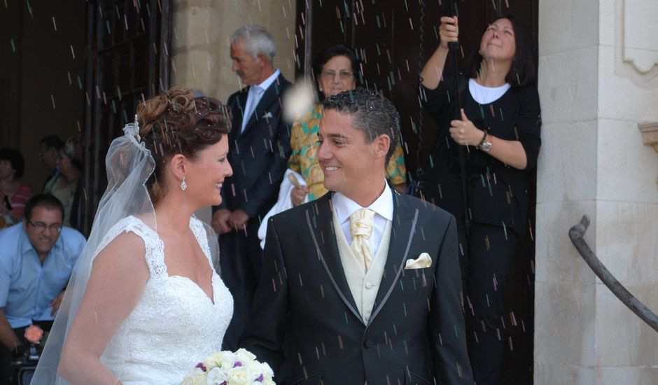 La boda de Mariló y Álvaro en Chiclana De La Frontera, Cádiz