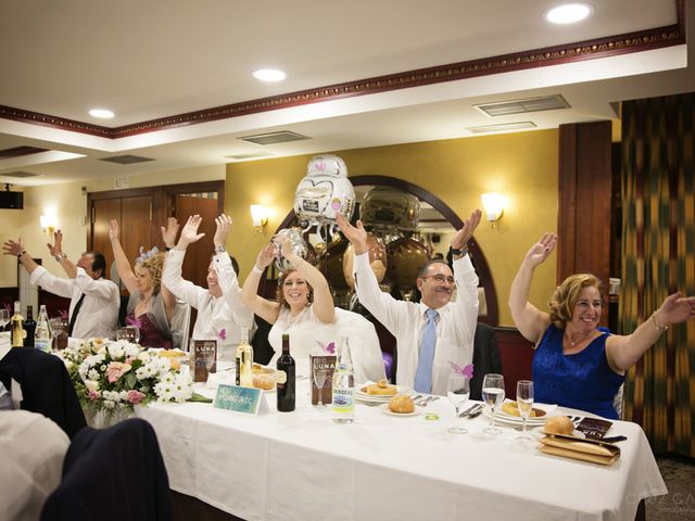 La boda de Edgar y Patricia en Azadinos, León 97