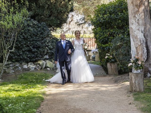 La boda de Marc y Cristina en Vilanova Del Valles, Barcelona 24
