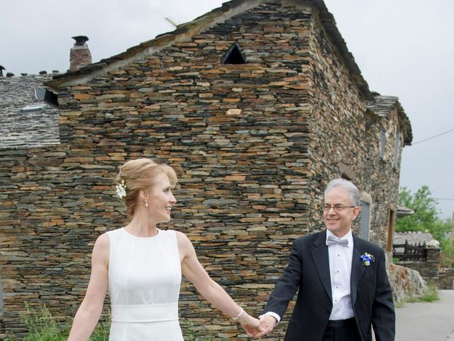 La boda de Zane y Yulia en Campillo De Ranas, Guadalajara 20