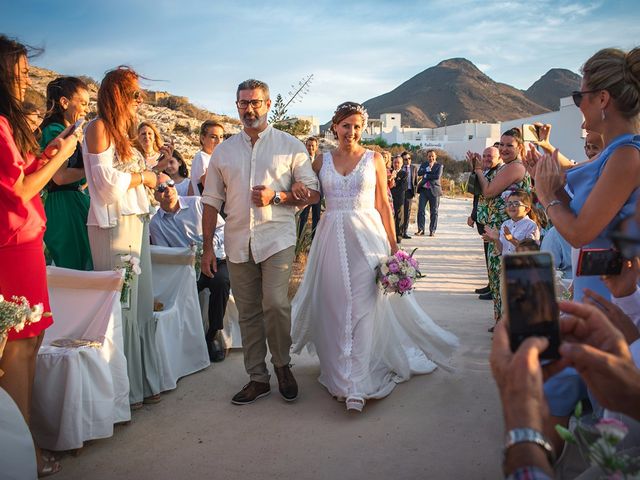 La boda de Maria y Juanma en San Jose, Almería 6