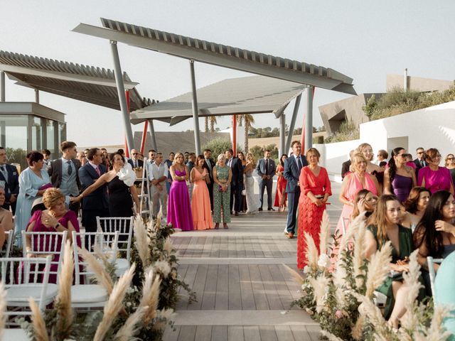La boda de Carlos y Luna en Arcos De La Frontera, Cádiz 24