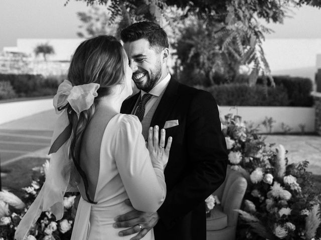 La boda de Carlos y Luna en Arcos De La Frontera, Cádiz 46