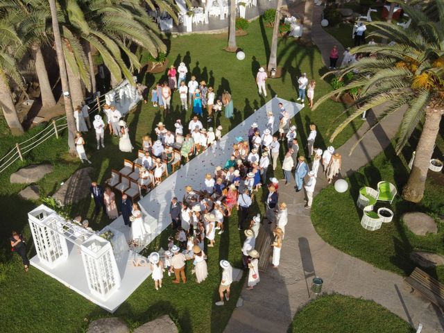 La boda de Rodrigo y Janeth en Taurito, Las Palmas 2