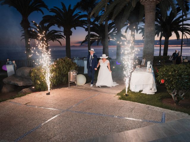 La boda de Rodrigo y Janeth en Taurito, Las Palmas 28