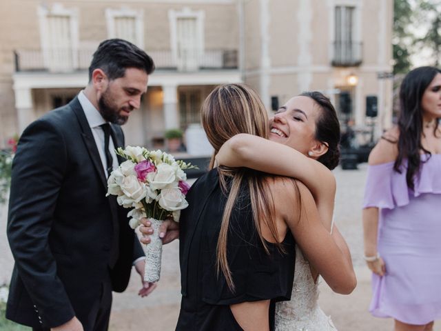 La boda de Mariana y Hugo en Aldea Del Fresno, Madrid 116