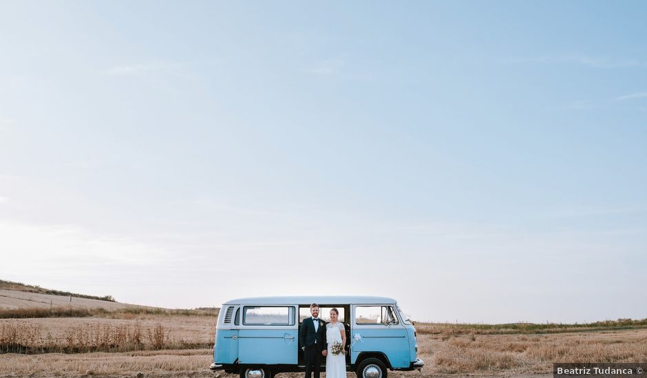 La boda de Juanan y Almudena en Alalpardo, Madrid