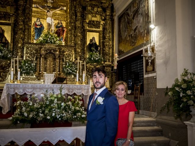 La boda de Álvaro y Beatriz en Talavera De La Reina, Toledo 46