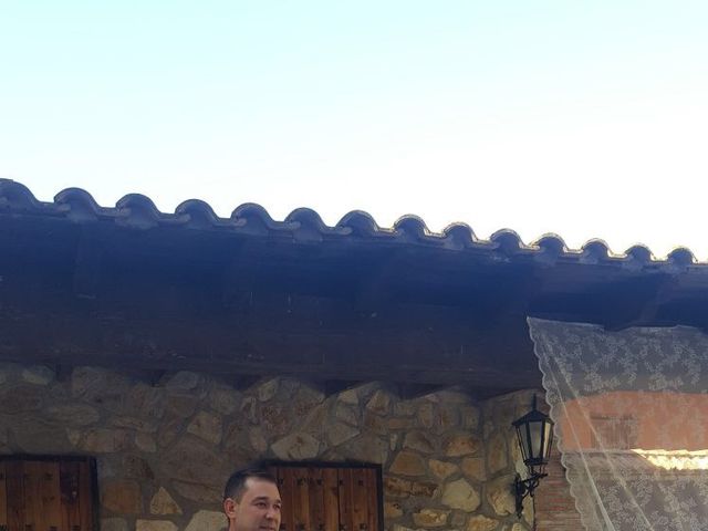 La boda de Miguel  y Veronica  en Talamanca Del Jarama, Madrid 5