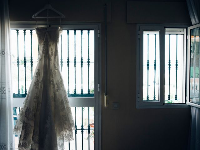 La boda de Eduardo y Cintia en Torre Del Mar, Málaga 7