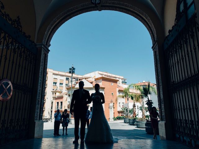 La boda de Eduardo y Cintia en Torre Del Mar, Málaga 10