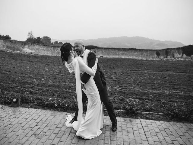 La boda de Iosu y Zuriñe en Santa Gadea Del Cid, Burgos 1