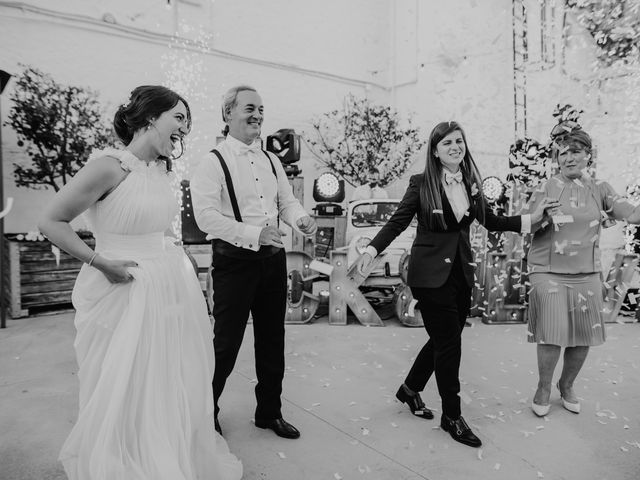 La boda de Bego y Iris en Picassent, Valencia 177