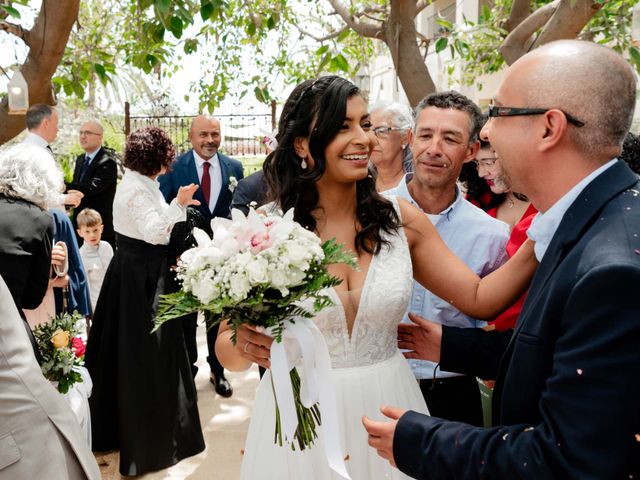 La boda de Tomás y Viviana en San Juan De Alicante, Alicante 76
