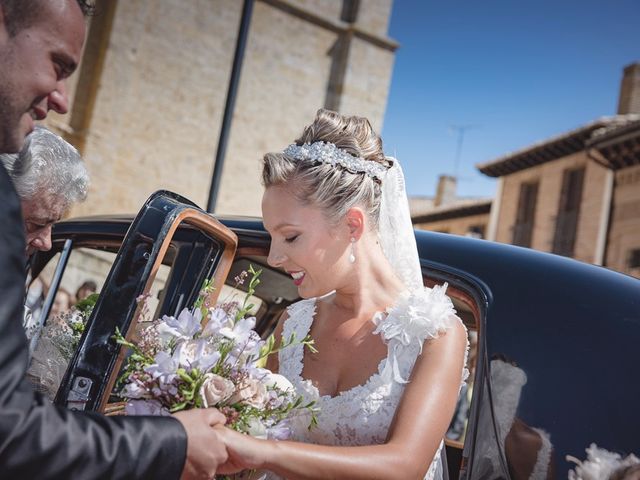 La boda de Alberto y Demelsa en Paredes De Nava, Palencia 11