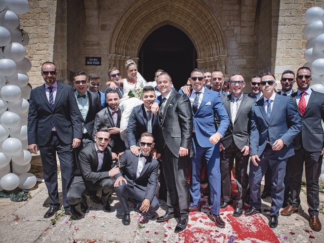 La boda de Alberto y Demelsa en Paredes De Nava, Palencia 24