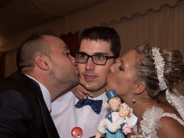 La boda de Alberto y Demelsa en Paredes De Nava, Palencia 48