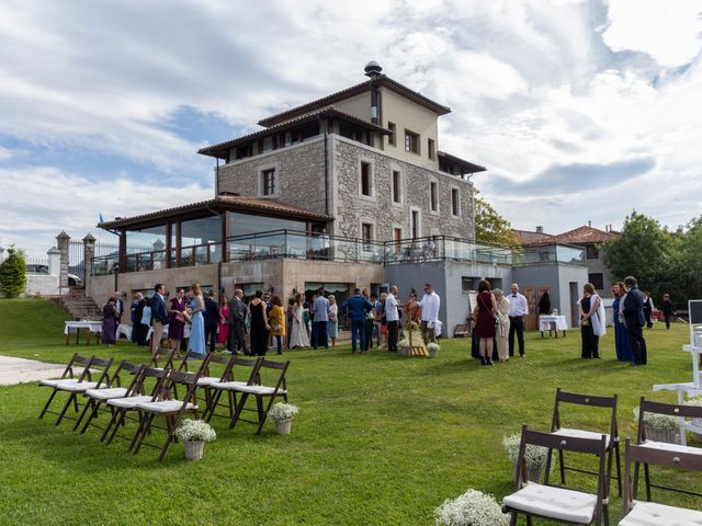 La boda de Alaa y Paula en Ribadesella, Asturias 1