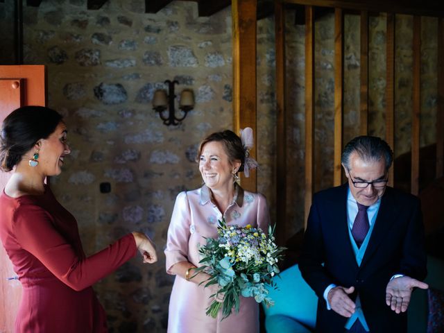 La boda de Gonzalo y Alicia en Olmos De Ojeda, Palencia 36