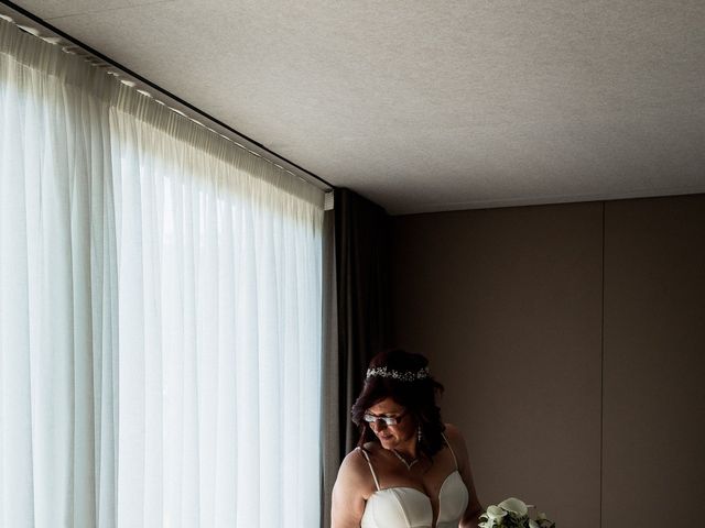 La boda de Javi y Neus en Igualada, Barcelona 21