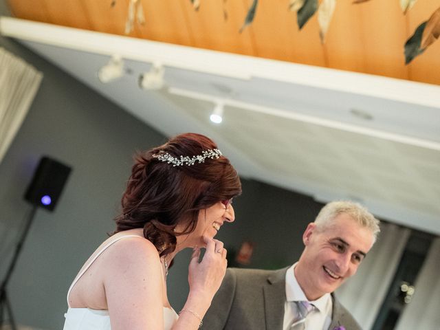 La boda de Javi y Neus en Igualada, Barcelona 114