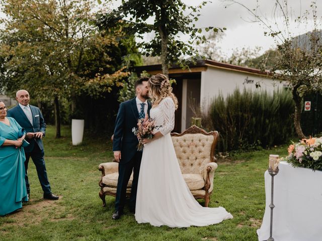 La boda de Ivone y Victor en Bilbao, Vizcaya 23