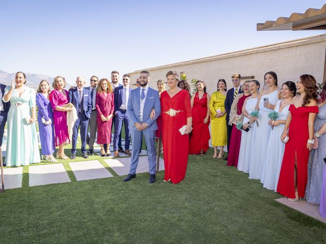 La boda de Imad y Estefanía en Alhama De Granada, Granada 27