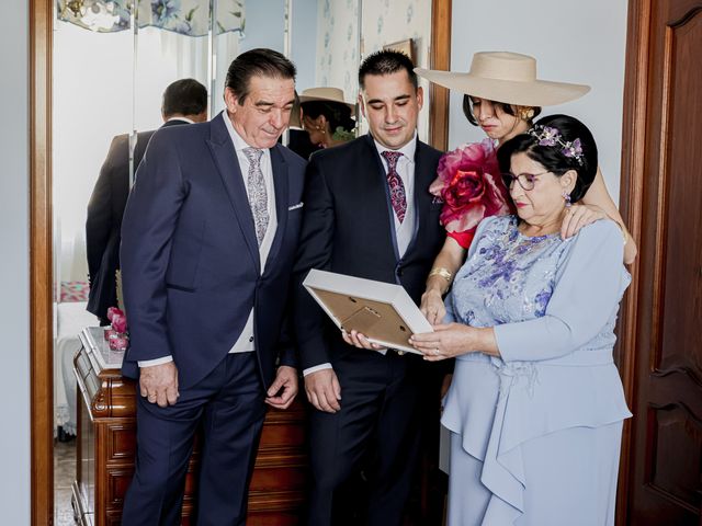 La boda de Miguel Ángel y Inmaculada en Consuegra, Toledo 18