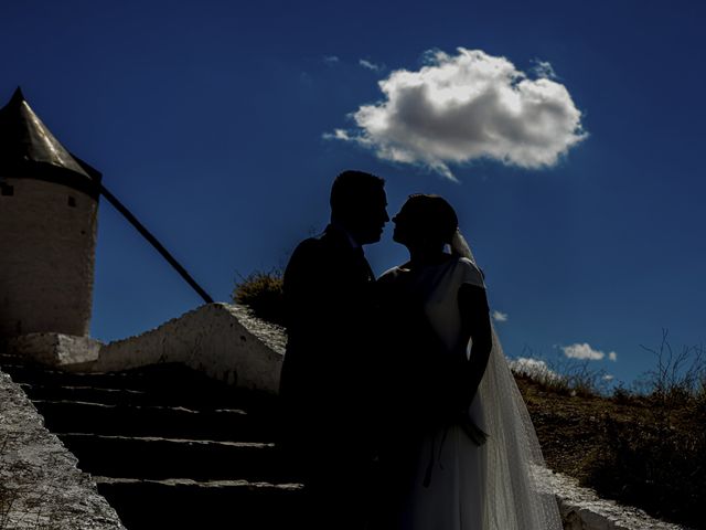 La boda de Miguel Ángel y Inmaculada en Consuegra, Toledo 110