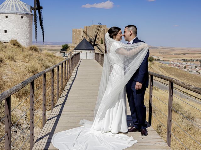 La boda de Miguel Ángel y Inmaculada en Consuegra, Toledo 113