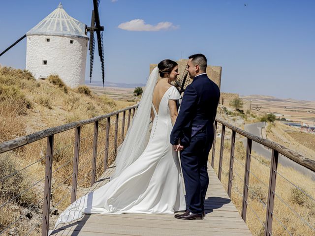 La boda de Miguel Ángel y Inmaculada en Consuegra, Toledo 115