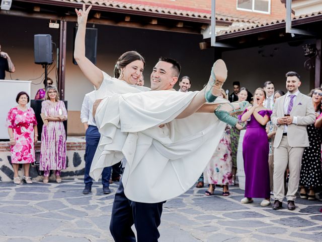 La boda de Miguel Ángel y Inmaculada en Consuegra, Toledo 219